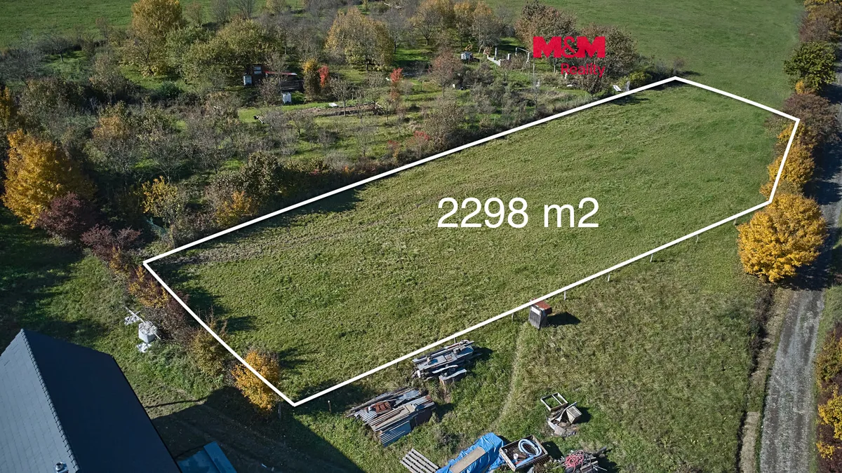 Prodej stavebního pozemku 2298 m²
